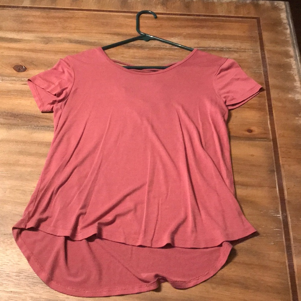 pink top